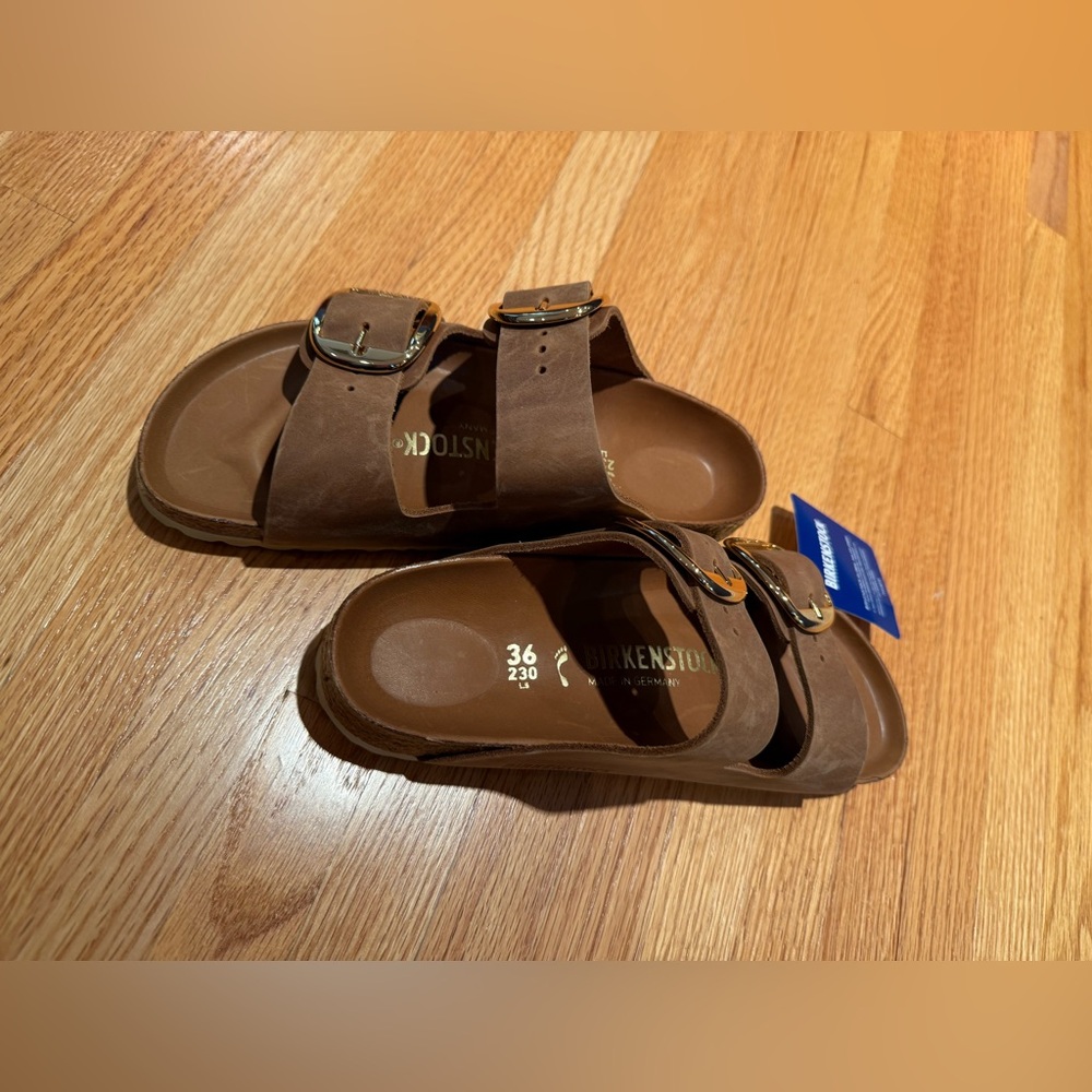Birkenstock Women’s Arizona Big Buckle Tan Double-Strap Sandals. NWT. Size 36 - Picture 3 of 4
